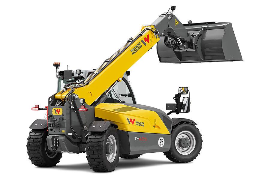 Wacker Neuson telehandler TH625 with earth shovel in studio