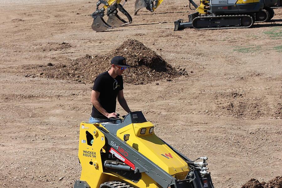 SM120 Utility Track Loader