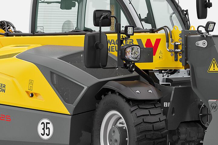 Wacker Neuson telehandler TH625 in studio, reversible fan