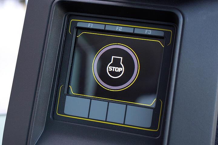 Koparka z automatycznym zatrzymaniem