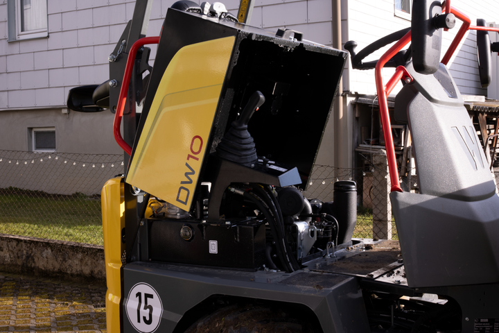 Dumper sur pneus DW10