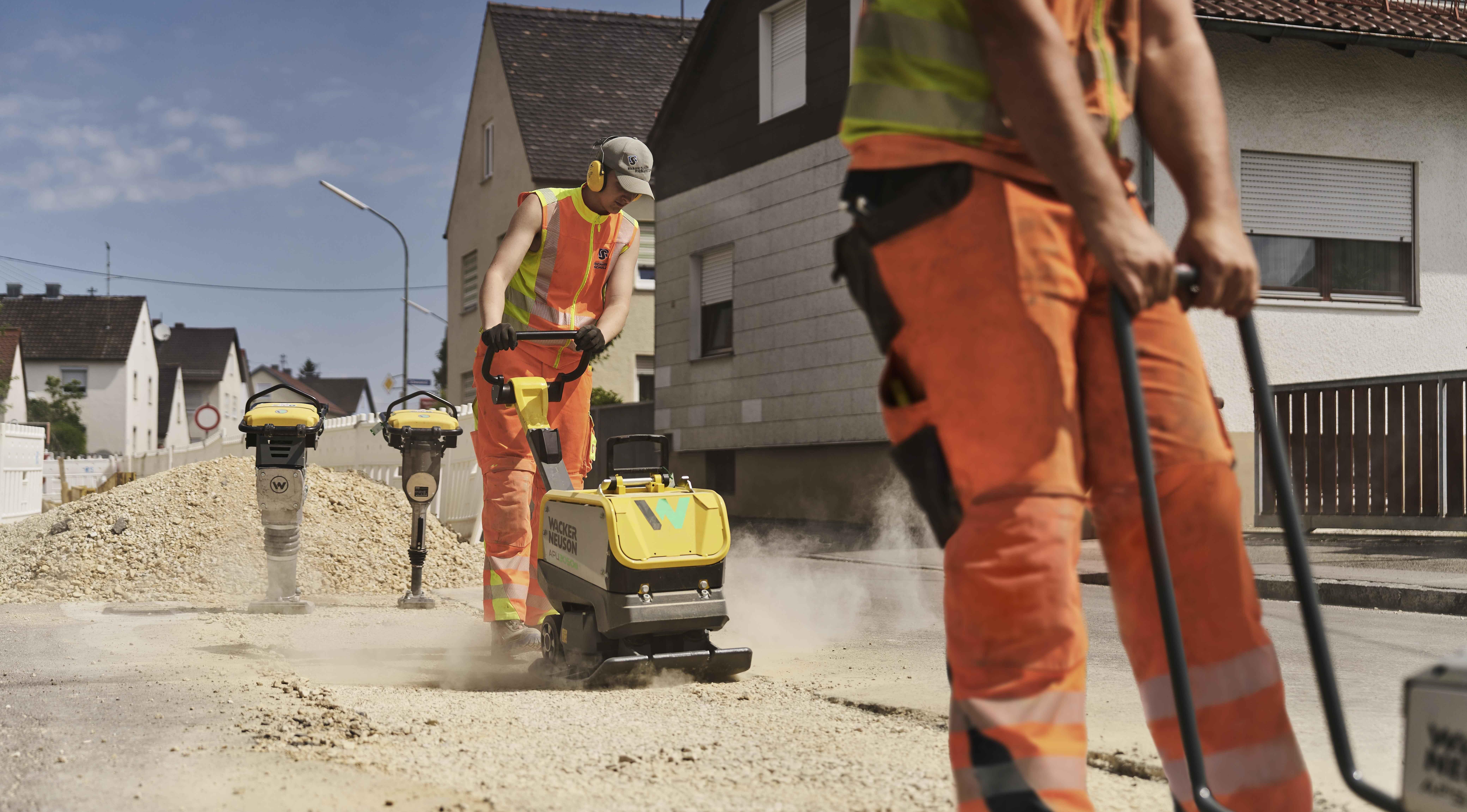 some rammers and vibratory plates from Wacker Neuson in action