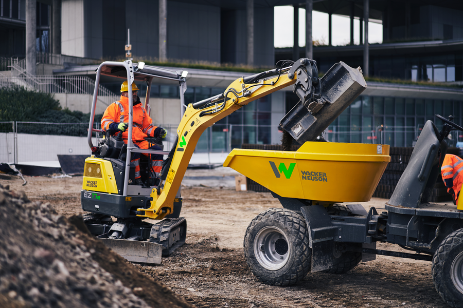 Dumper sur pneus électrique DW15e