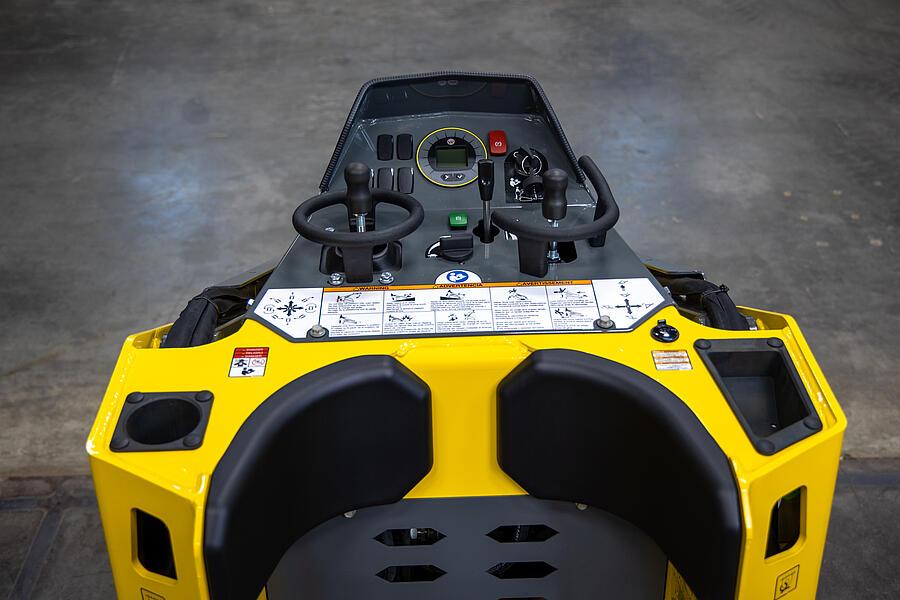 Carregadeira de esteira utilitária SM100