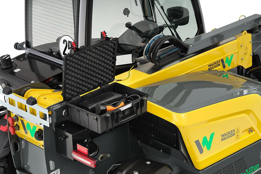 Wacker Neuson telehandler TH412e box for charging cable, studio