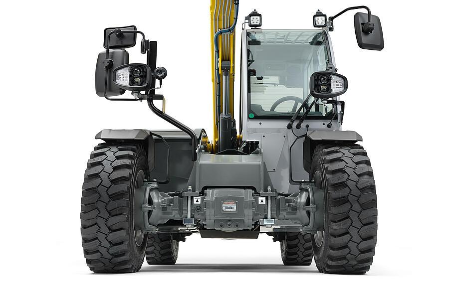 Телескопические погрузчики TH412e