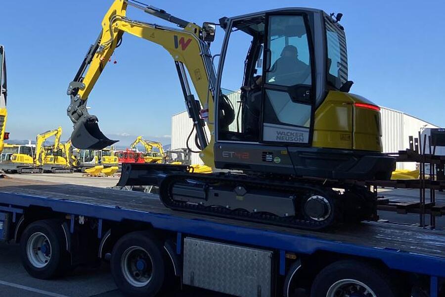 Tracked Conventional Excavator ET42