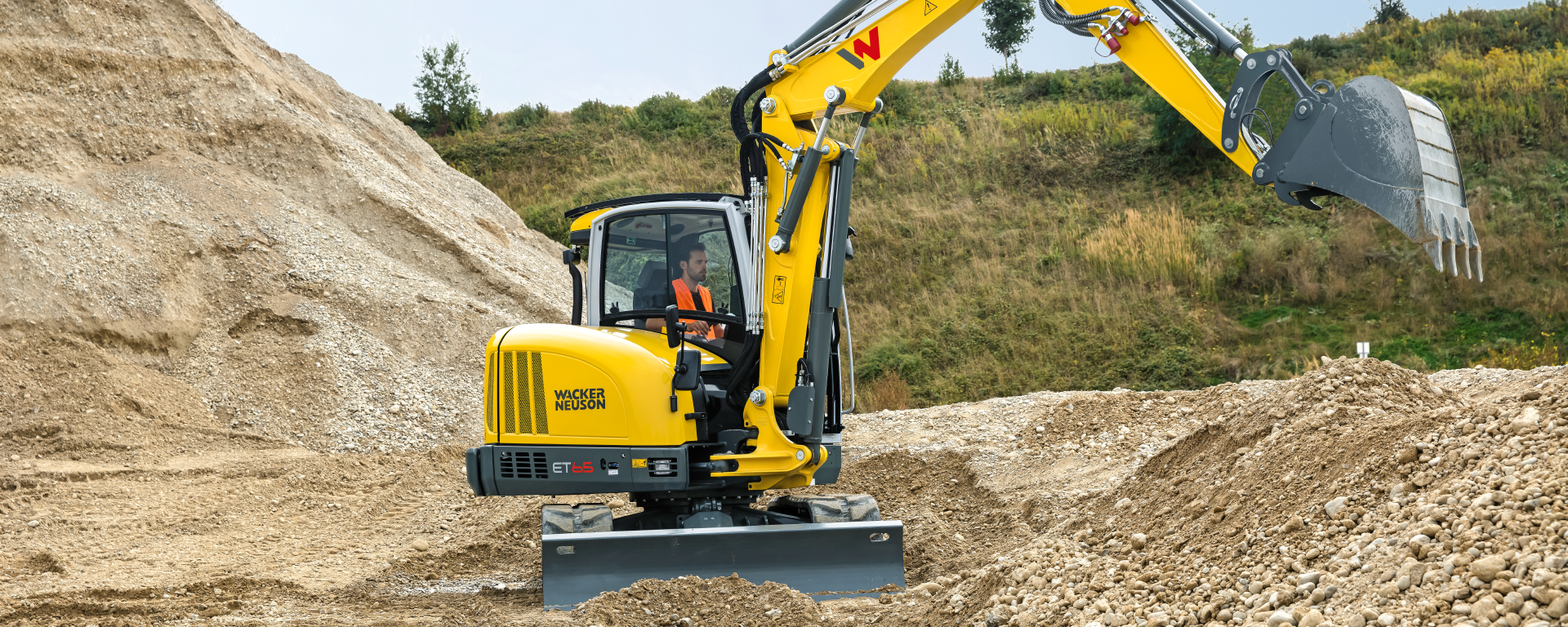 Tracked Conventional Excavator ET65