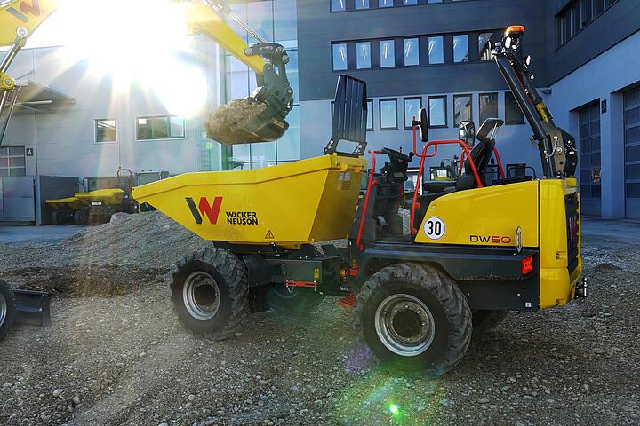 Dumper sur pneus DW50