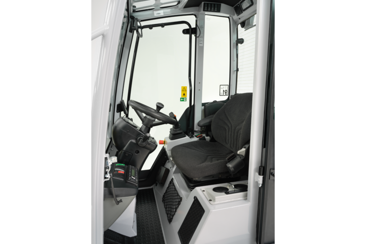 Wacker Neuson wheel loader WL20e, ergonomic workplace