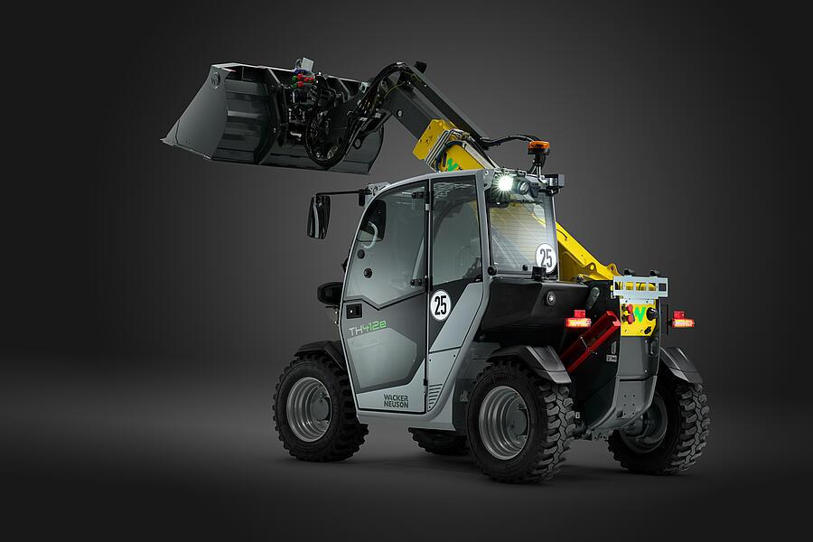 Wacker Neuson telehandler TH412e Lighting, studio