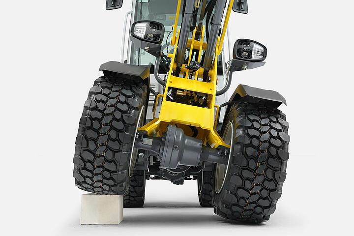 Wacker Neuson wheel loader WL20e, articulated pendulum joint