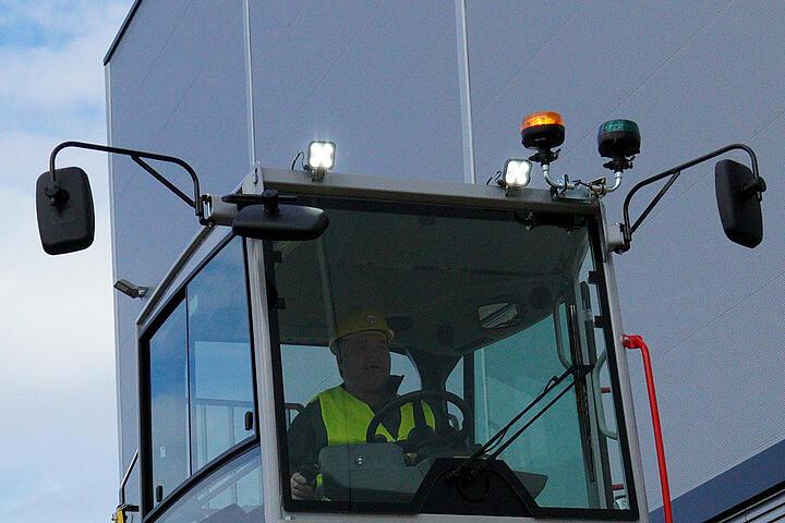 DV125 working lights