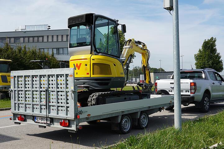 Zero Tail paletli ekskavatör EZ26
