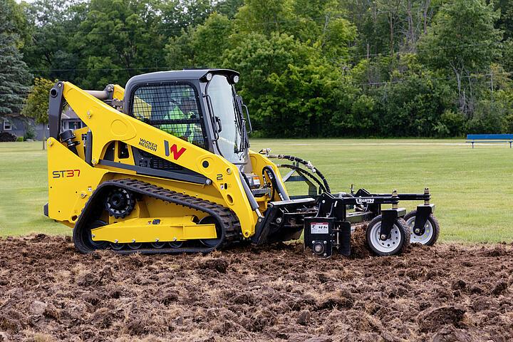 ST37 Compact Track Loader