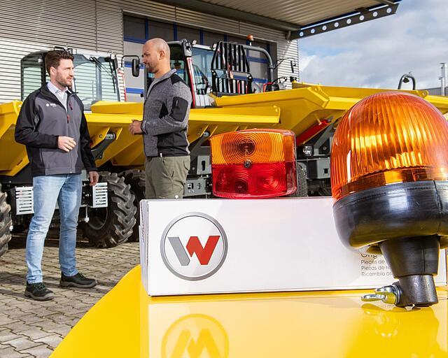 Wacker Neuson lights and other accessories on construction machine.