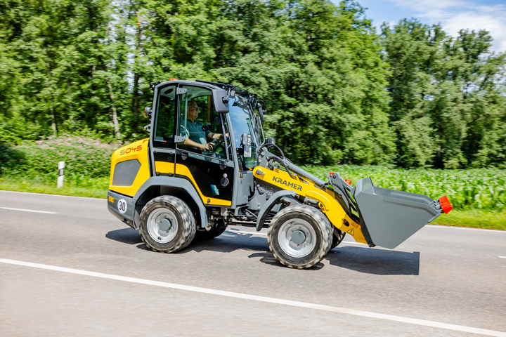 The Kramer wheel loader 5045 has a hydrostatic drive system.