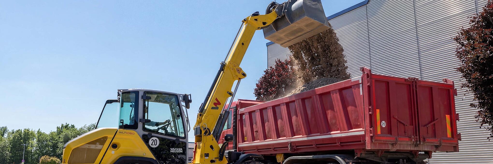 telescopic wheel loader with truck