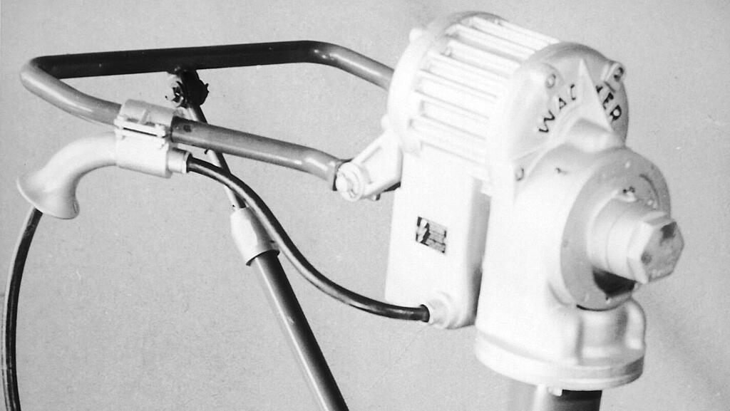 Foto van 's werelds eerste elektrische trilstamper van Wacker. 