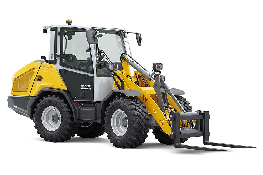 Wacker Neuson wheel loader WL750 cabin with earth shovel, studio