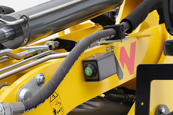 Wacker Neuson wheel loader WL28, pressure relief 3. control circuit