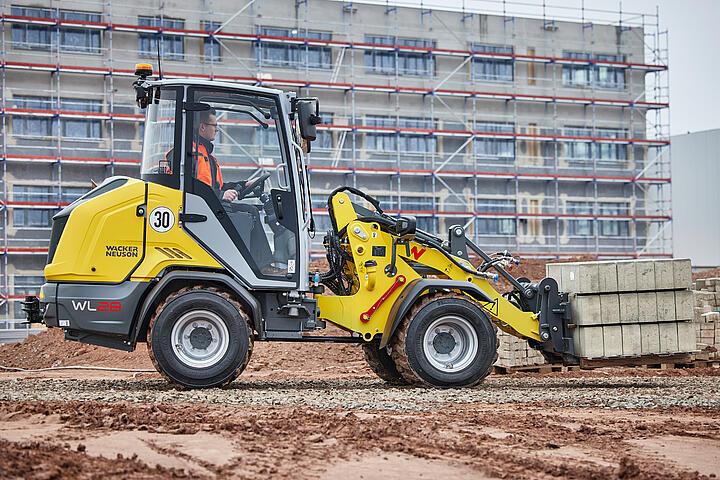 Wacker Neuson wheel loader WL28, Low front carriage