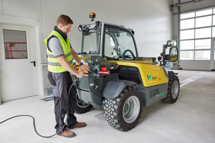 Wacker Neuson TH412e telehandler during the charging process