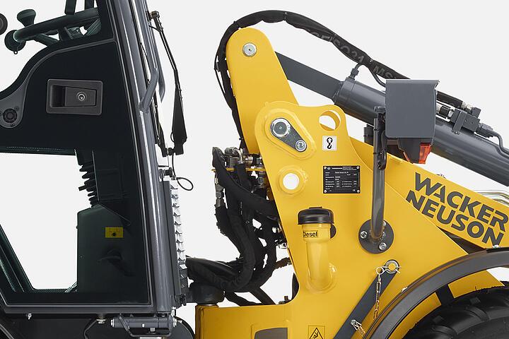 Колесный погрузчик Wacker Neuson WL20-WL110, короткие гидравлические шланги