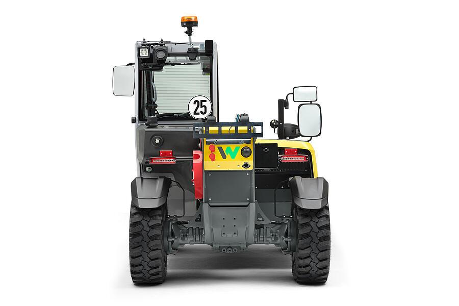 Телескопические погрузчики TH412e