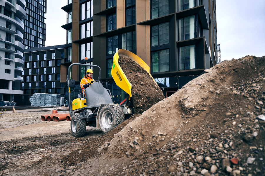 Dumper sur pneus électrique DW15e