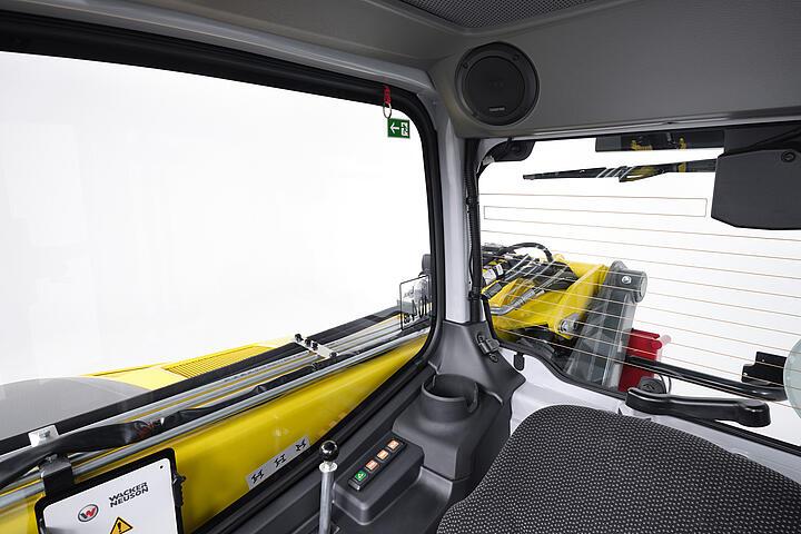 Wacker Neuson telehandler TH625 view to the right, studio