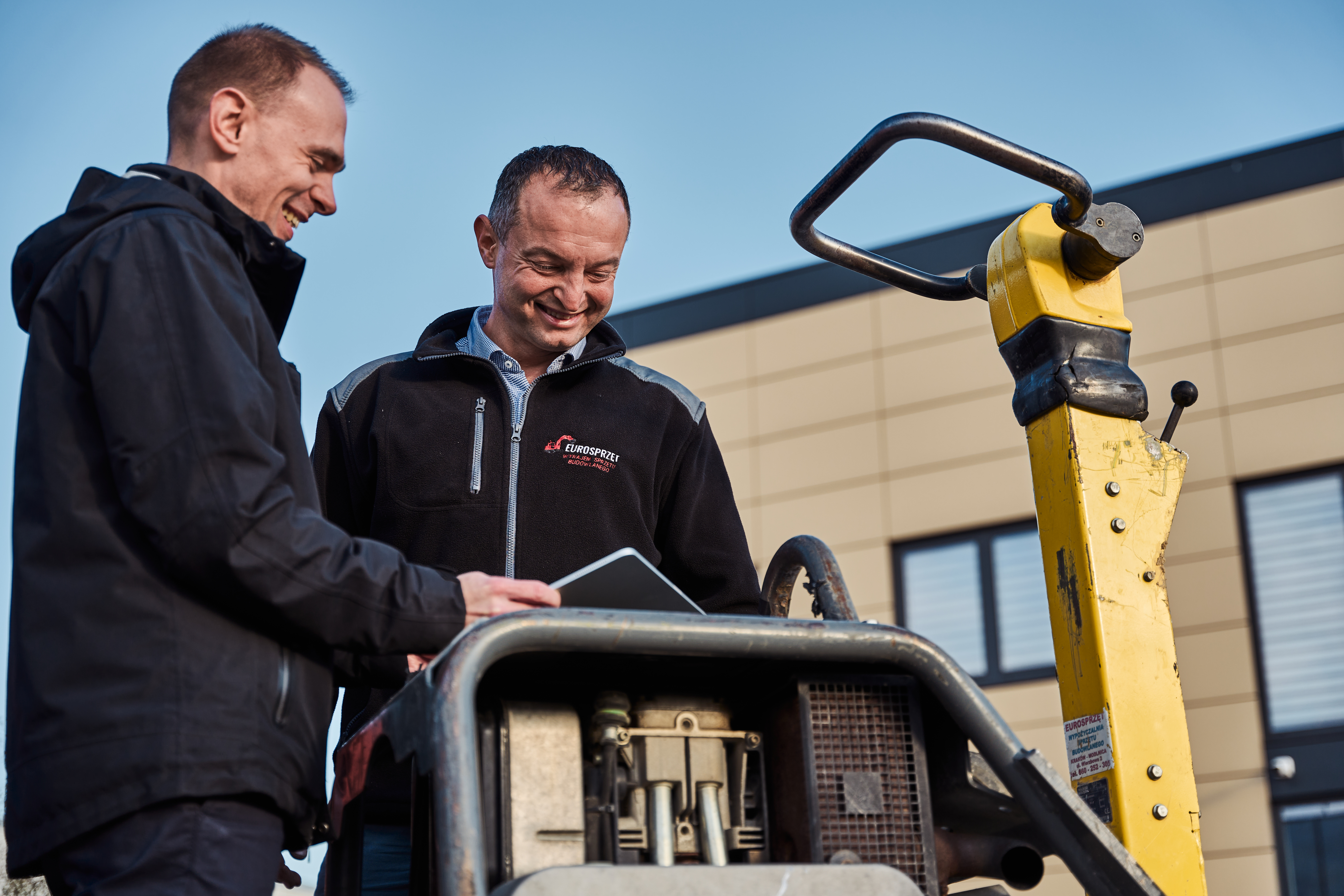 Zwei Männer im Gespräch